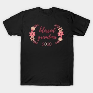 Blessed Grandma fun & lover Quotes designs for gifts T-Shirt
